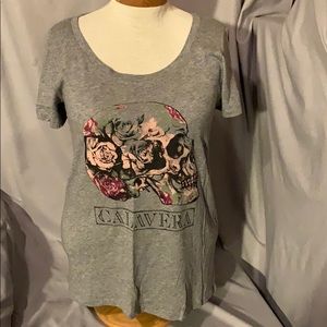 New without tags. Skull and Rose T